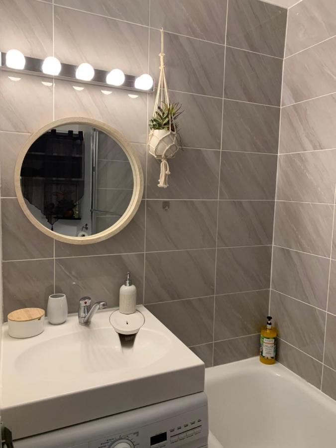 JADE - Appartement climatisé vue et accès mer privé La Seyne-sur-Mer Exterior foto